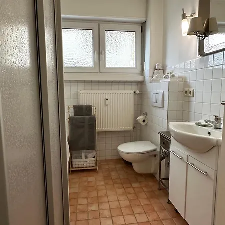 Kant-haus 3*